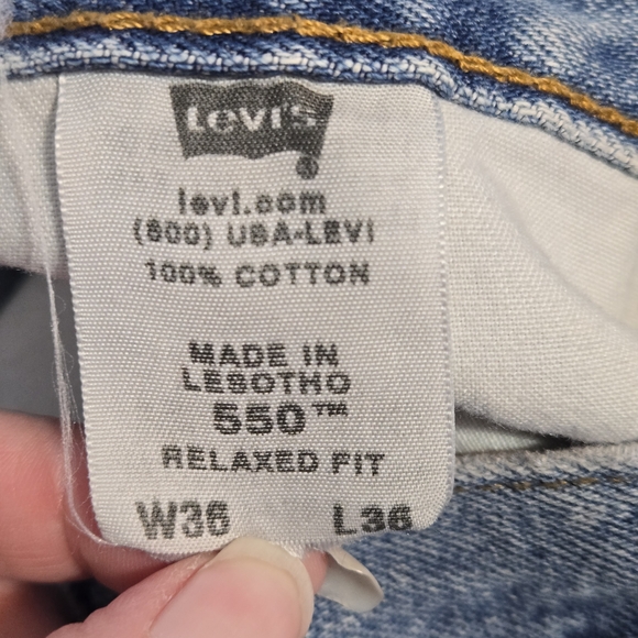 Levi's Men's Relaxed Fit Light Stonewash 550 Jeans - Size 36x36 - Picture 6 of 6